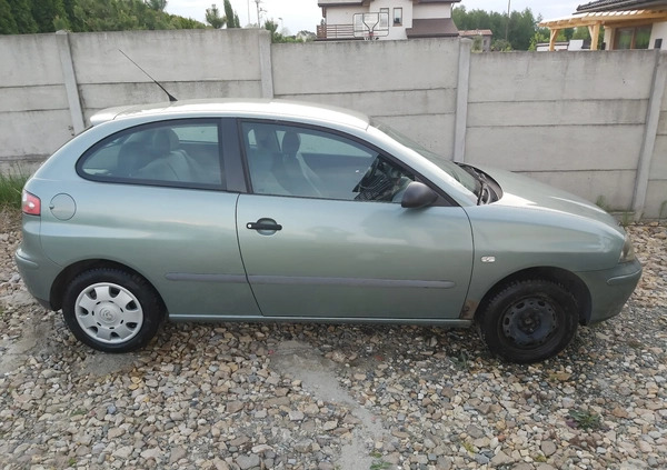 Seat Ibiza cena 4000 przebieg: 150000, rok produkcji 2002 z Mikołów małe 92